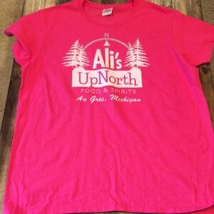 Ali’s Up North Au Gres, MI Pink T-Shirt Size L